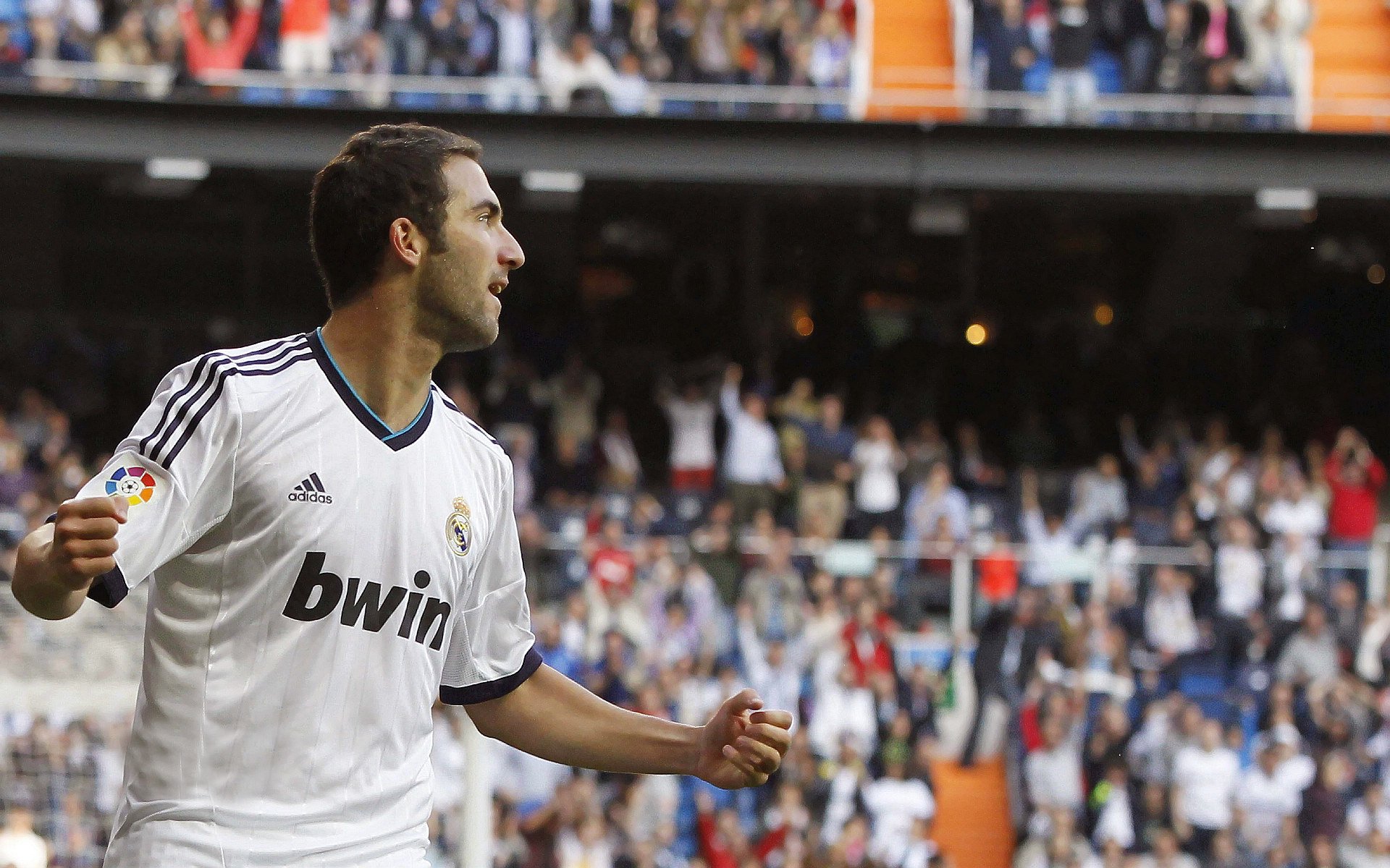 内格雷拉案调查获关键延期 司法进程持续至2026年初 足球界静待真相